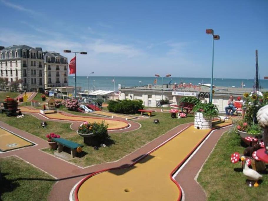 Appartement Duplex Cosy Au Calme A 50M De La Plage Houlgate Bagian luar foto